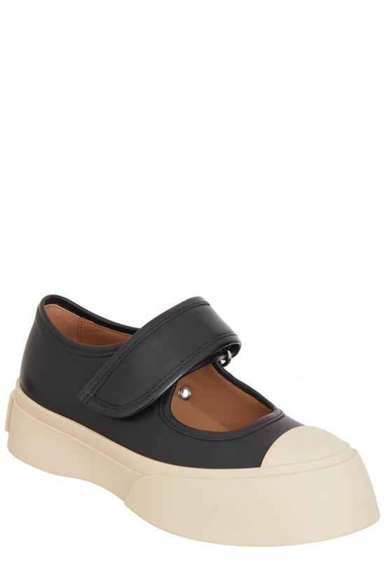  마르니 스니커즈 마니 메리 제인 라운드 토  블랙 - MARNI