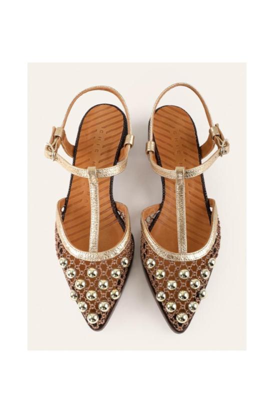  치에 미하라 샌들 메쉬볼 오로 을 신은 Chie Mihara Haglia