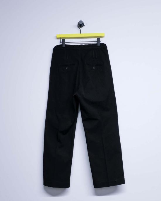  나마체코 스트레이트 팬츠 워싱 처리된 블랙 코튼 트라이림 팬츠 - NAMACHEKO