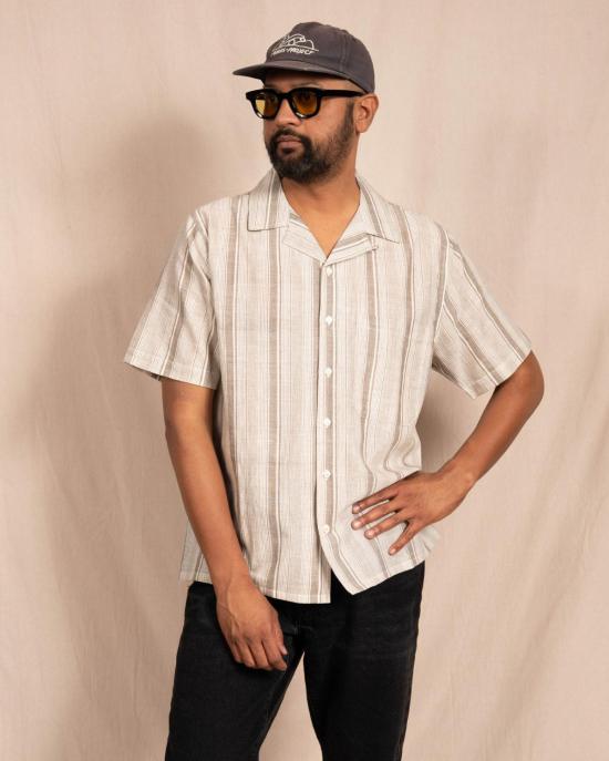  DUSHYANT. 반팔 셔츠 두샨트. '더 돈' 캠프 셔츠