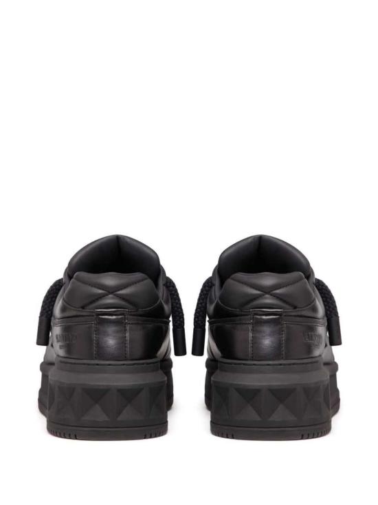  발렌티노 가라바니 스니커즈 원 스터드 XL 가죽  블랙 - VALENTINO GARAVANI