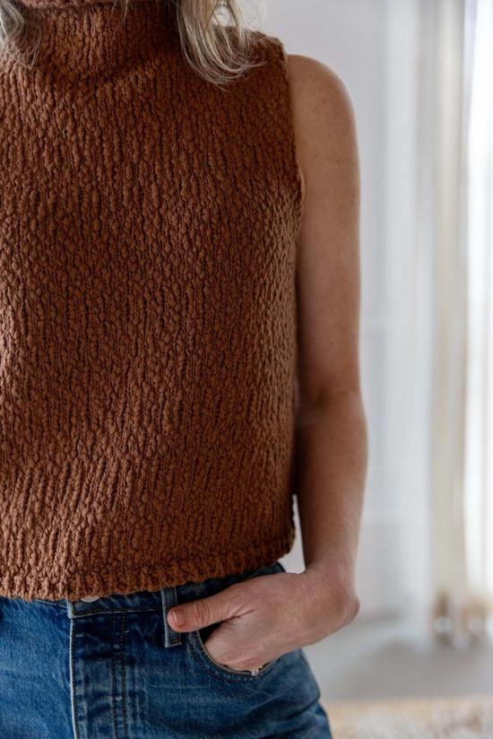  사블린 터틀넥 아티쿠스 롤넥 크롭 탱크 토바코