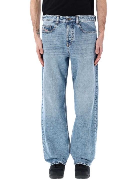  디젤 데님 팬츠 릴렉스드 2001 D 매크로 진 라이트 블루