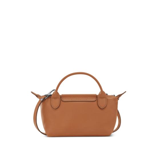 26SS 롱샴 르 플리아쥬 엑스트라 XS 레더 파우치 34205987 M19 BROWN - LONGCHAMP