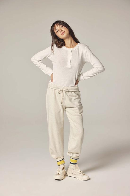  아멘테 긴팔 티셔츠 긴팔 면 헨리넥 티셔츠 화이트 - AMENTE