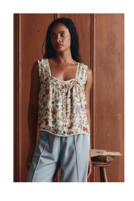  더 그레이트 민소매 티셔츠 그레이트. 플로팅 버터플라이 소재의 빅토리아풍 주름 탱크탑 - THE GREAT