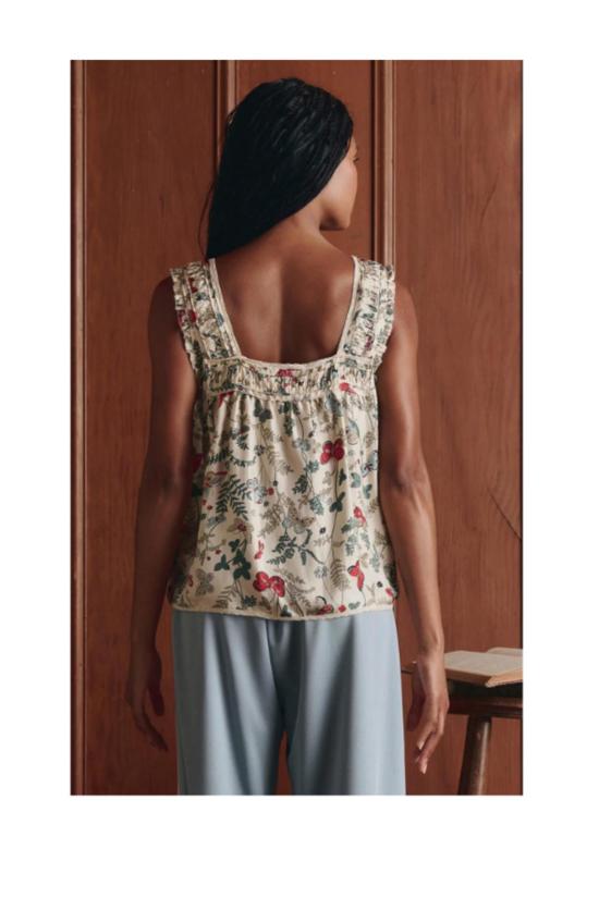  더 그레이트 민소매 티셔츠 그레이트. 플로팅 버터플라이 소재의 빅토리아풍 주름 탱크탑 - THE GREAT