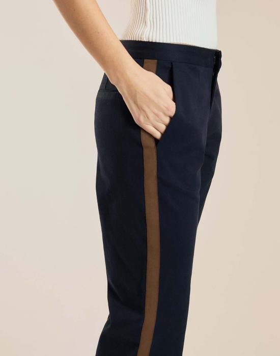  신시아 로리 크롭 팬츠 신시아 로울리 라일리 사이드 스트라이프 크롭 플레어 팬츠 네이비 - CYNTHIA ROWLEY