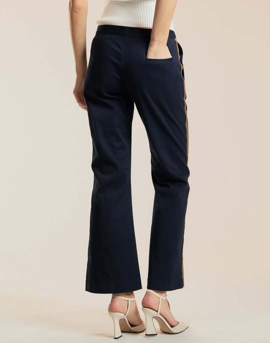  신시아 로리 크롭 팬츠 신시아 로울리 라일리 사이드 스트라이프 크롭 플레어 팬츠 네이비 - CYNTHIA ROWLEY