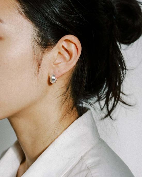  클래식 디자인스 이어링 실바