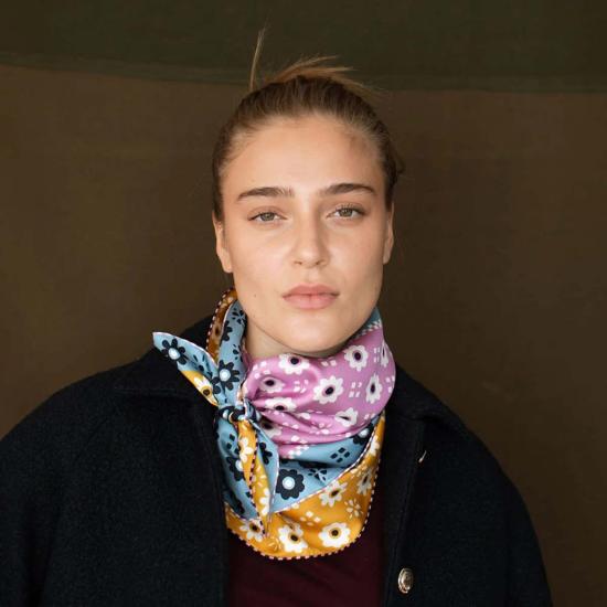  Lola 머플러/스카프 롤라 투퍼 실크 스위치루 스카프 - OTHER BRANDS