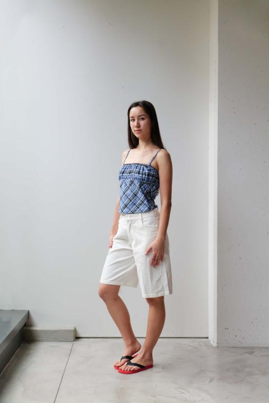  앳 던 캐미솔 새벽에. 주름 장식  탑 - AT DAWN.