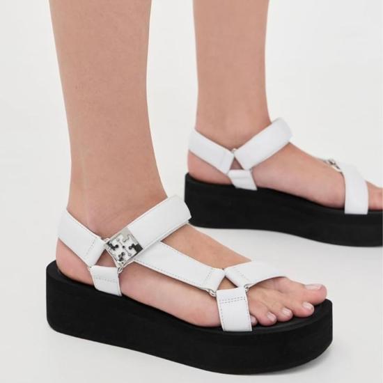  토리버치 샌들 토리 버치 멜로우 플랫폼  옵틱 화이트/실버/블랙 - TORY BURCH