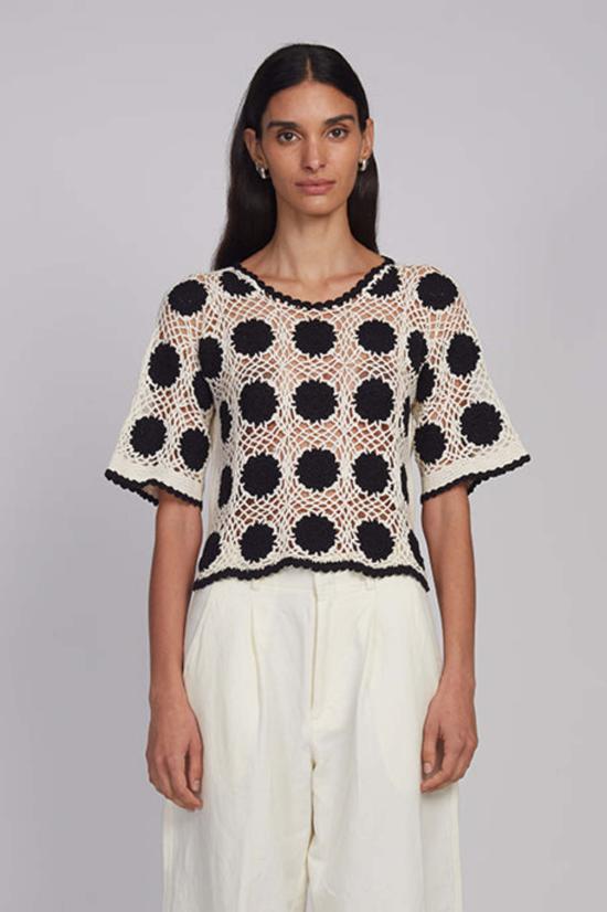  일레븐 식스 블라우스 아미라 탑