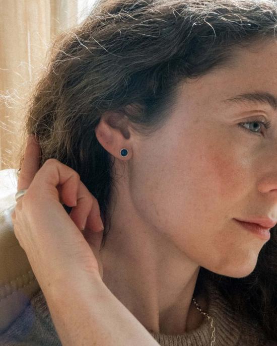  클래식 디자인스 이어링 로리