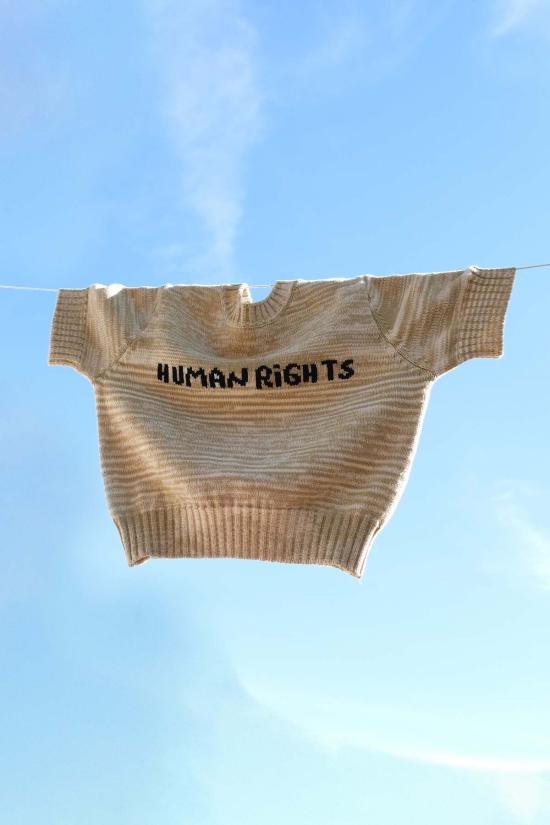  칼라한 니트웨어 스웨터 캘러핸 니트웨어 인권  X 위 피드 가자