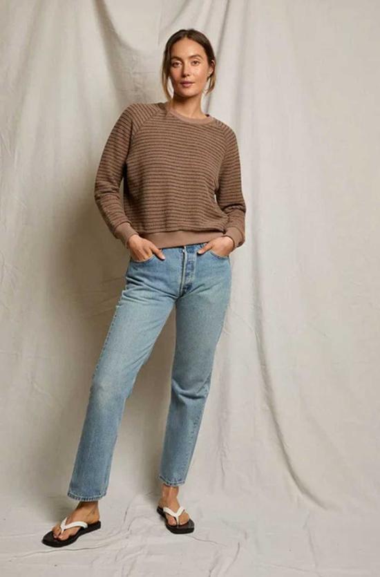  퍼펙트 화이트 티 스웨터 알렉시 스웨트셔츠