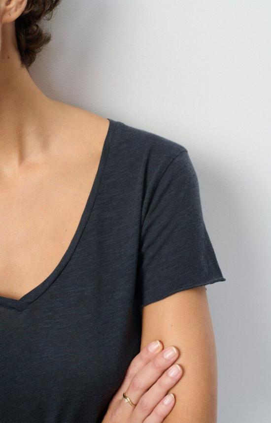  아메리칸 빈티지 반팔 티셔츠 잭슨빌 반팔 브이넥 티셔츠 네이비 - AMERICAN VINTAGE