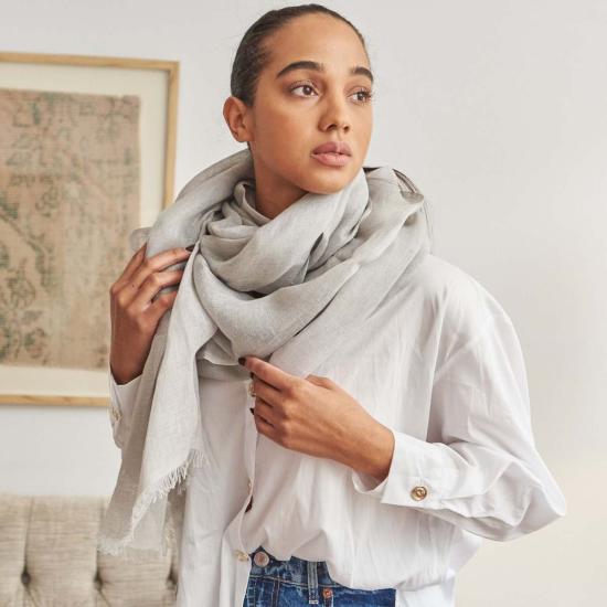  베리어슬리 머플러/스카프 다양한 조약돌 무늬의 손으로 짠 부드러운 린넨 스카프 - VARIOUSLY