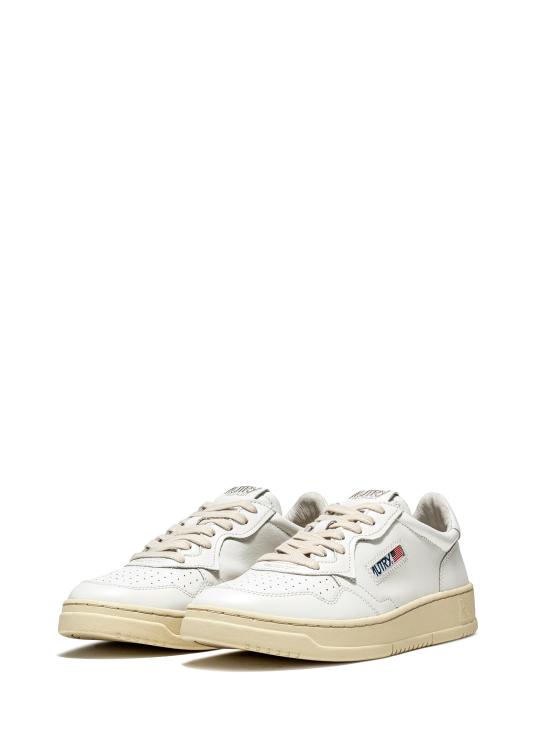 26SS 오트리 메달리스트 로우 AULW LL15 - AUTRY