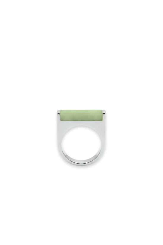  세레 반지 세리 말띠 해 연녹색 옥석 안장