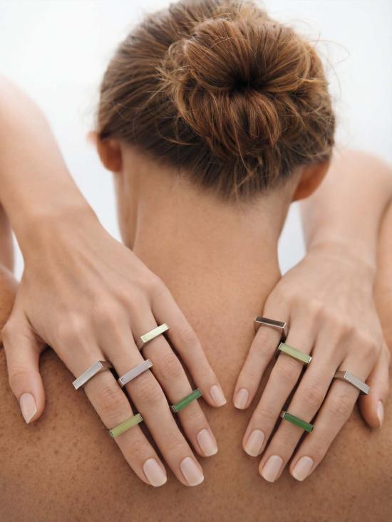  세레 반지 세리 말띠 해 연녹색 옥석 안장 - SEREE