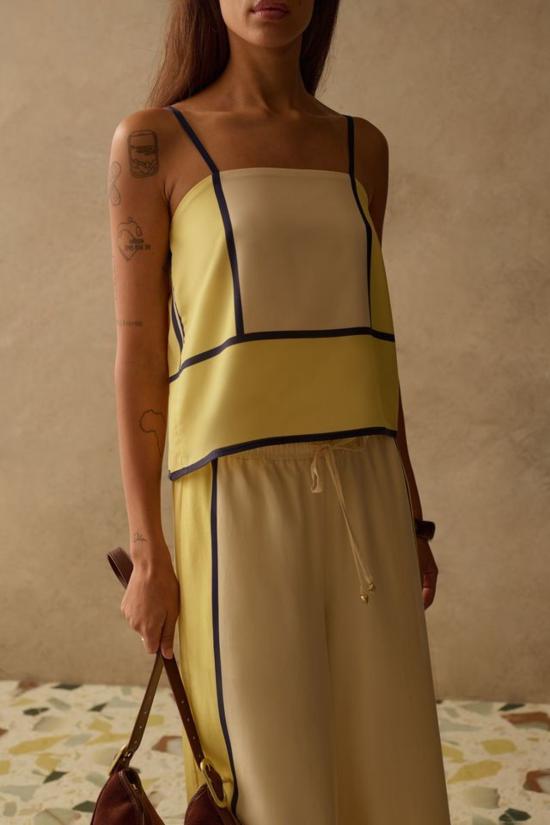  산시아 블라우스 시안 탑 카나리 스트라이프 - SANCIA