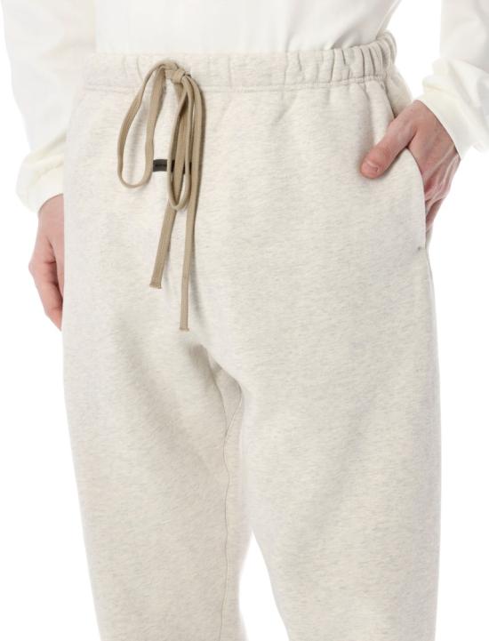 26SS 피어오브갓 트레이닝/조거 팬츠 130HO258402F Neutrals - FEAR OF GOD