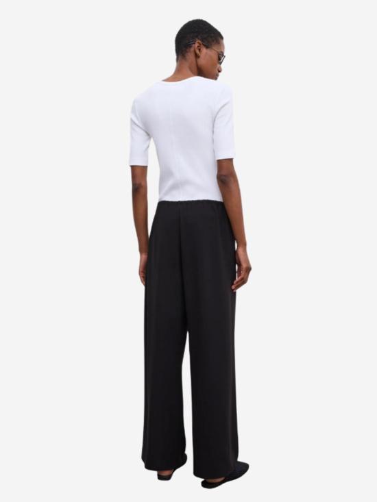  House of Dagmar 스트레이트 팬츠 하우스 오브 다그마 플루이드 크레이프 팬츠 블랙 - OTHER BRANDS