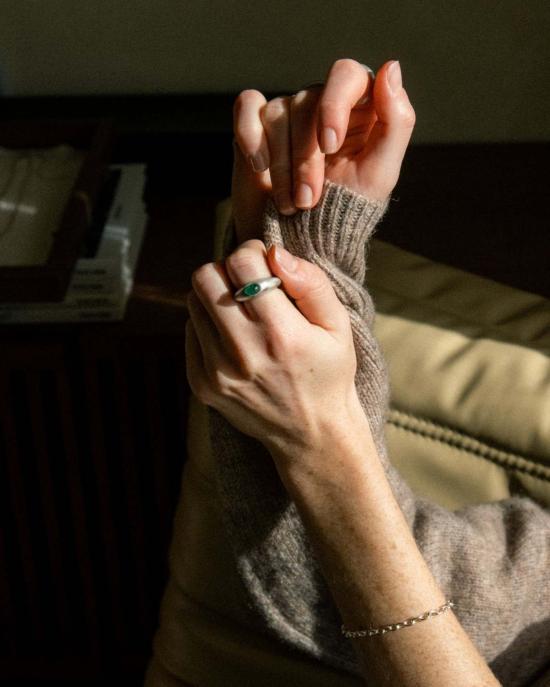  클래식 디자인스 반지 에메랄드 루미 링 - CKLASIC DESIGNS