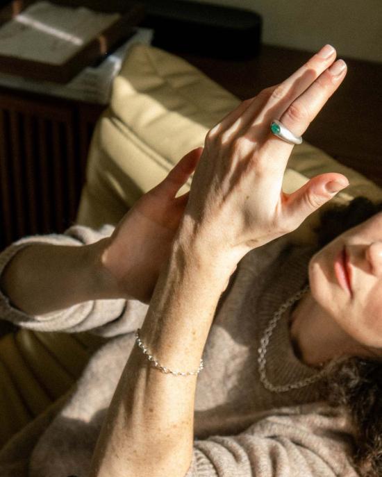  클래식 디자인스 반지 에메랄드 루미 링 - CKLASIC DESIGNS