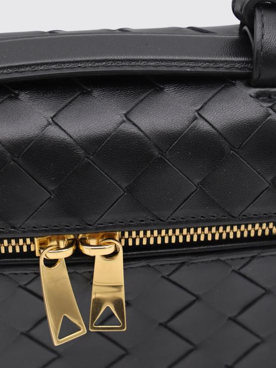 25FW 보테가베네타 뱅뱅 베니티 케이스백 789109V3IV1 8425 Black - BOTTEGA VENETA