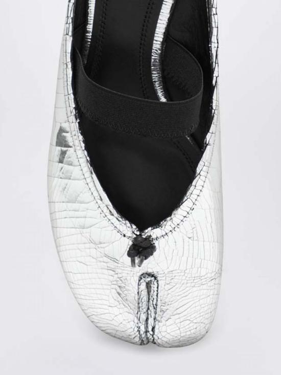 25FW 마르지엘라 타비 스트랩 뮬 S39WZ0112P7456 H7730 Silver - MAISON MARGIELA