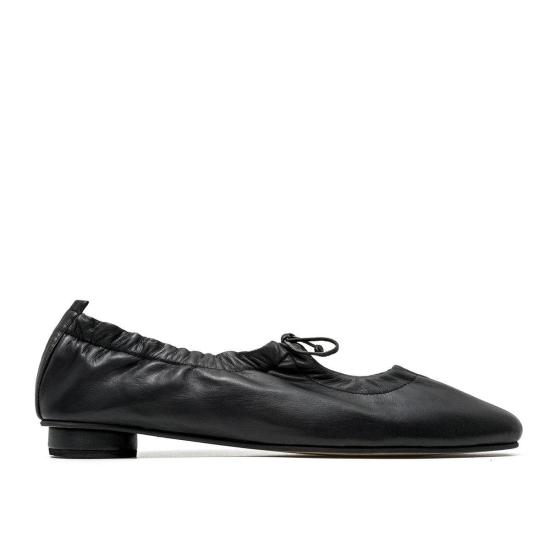  ALTA 플랫 슈즈 알타 젬마 타이탑 가죽 플랫슈즈 블랙