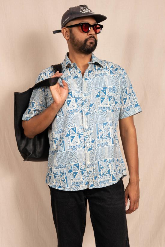  DUSHYANT. 반팔 셔츠 두샨트. 파란색 추상 미술 프린트의 민속 셔츠 - OTHER BRANDS