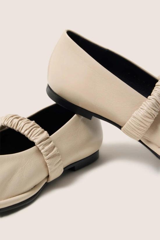  알로하스 플랫 슈즈 라우탄 크림 발레 플랫 - ALOHAS