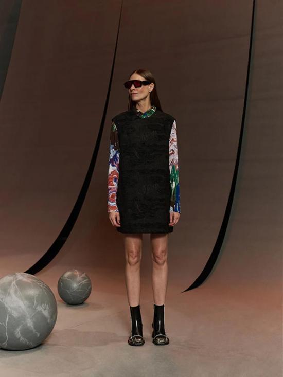  헨릭 빕스코브 숏 원피스 Henrik Vibskov 다트 민소매 드레스 Fishes 블랙 - HENRIK VIBSKOV