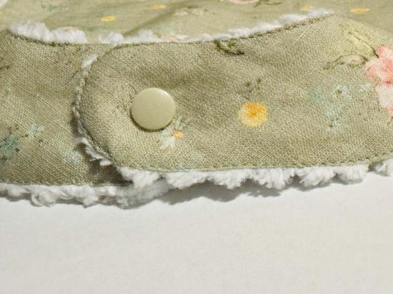  [키즈] Piper&Cloth 라운지 웨어 유아용 린넨 턱받이 헤지로우 플로럴 - PIPER&CLOTH