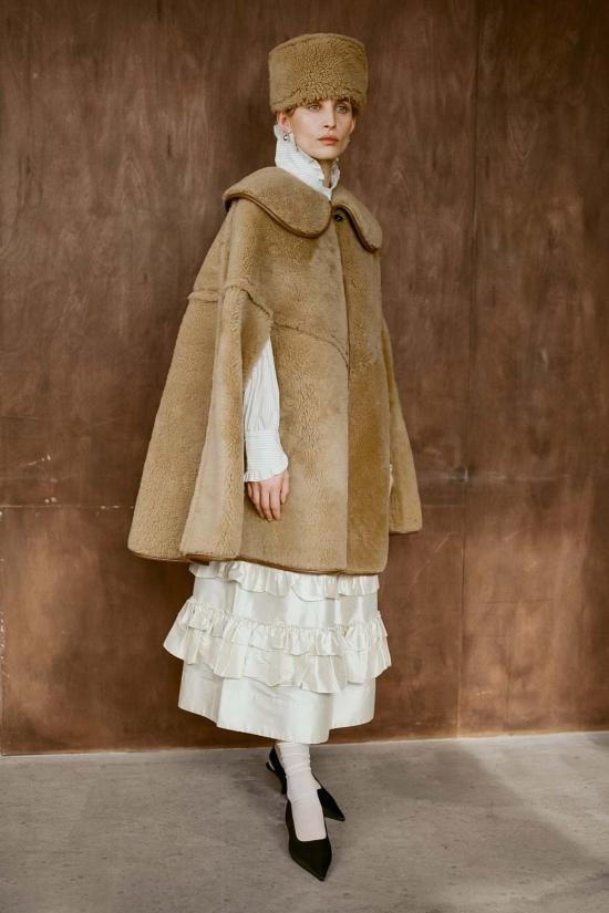  코울리 스튜디오 코트 콜리 스튜디오 에타 케이프