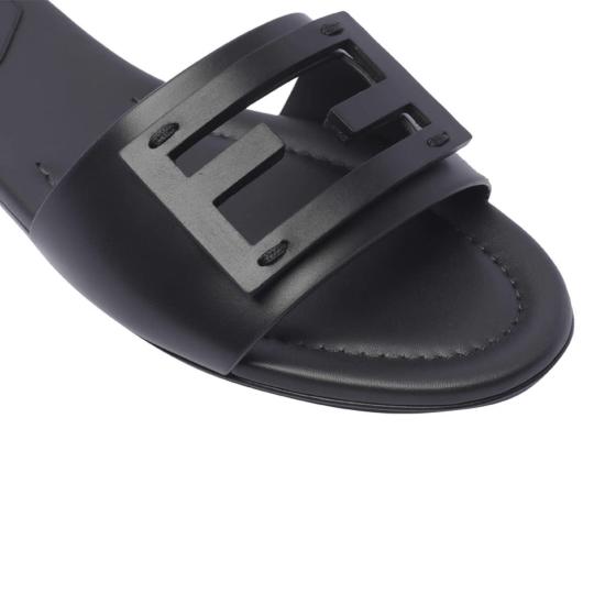  펜디 뮬/슬리퍼 바게트 슬라이드 샌들 블랙 - FENDI