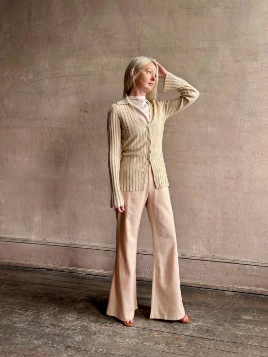  게스트 인 레지던스 가디건 , 시원한 - GUEST IN RESIDENCE