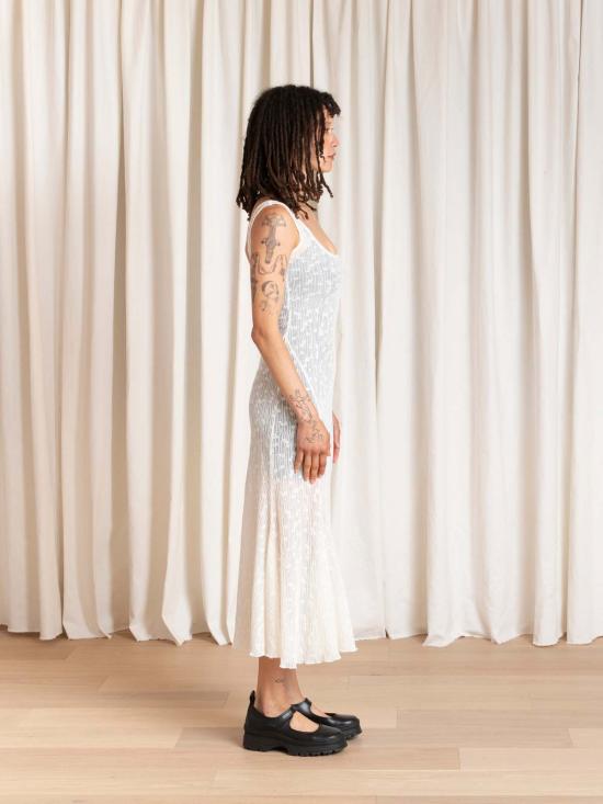  알리 골든 민소매 티셔츠 탱크 드레스 (비대칭 밑단) - ALI GOLDEN