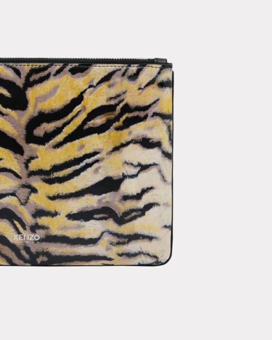 26SS 겐조 클러치/파우치 FG58PM802L42 41 Marigold - KENZO