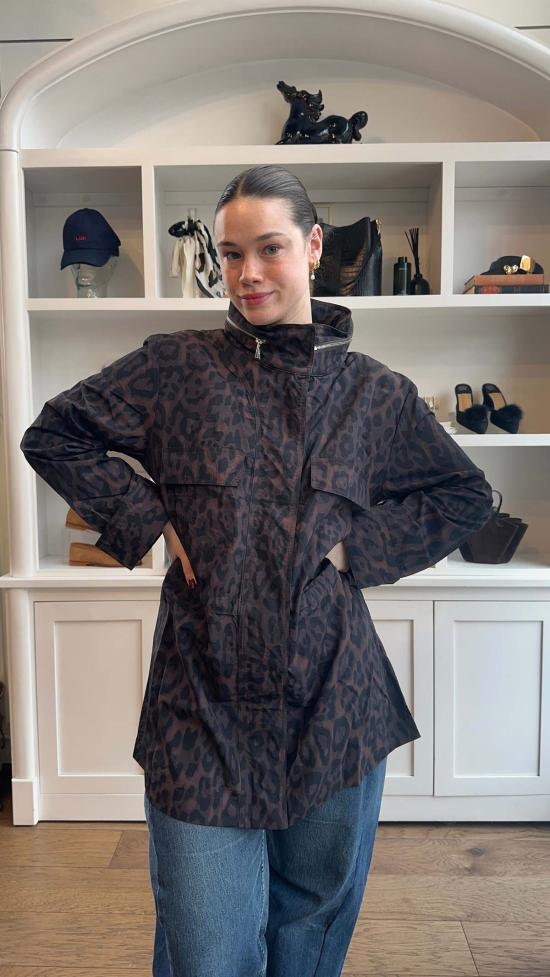  아파리 자켓 스 비 레오파드 레인 재킷 다크 레오파드 - APPARIS