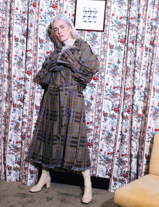  줄리아 호이어 트렌치 코트 에밀 플리츠 코트 라도미르 코트 - JULIA HEUER