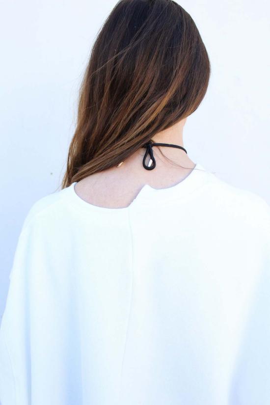  에스비제이 오스틴 스웨터 Sbj 오스틴 핸드다이드 비즈 스웨트셔츠 - SBJ AUSTIN