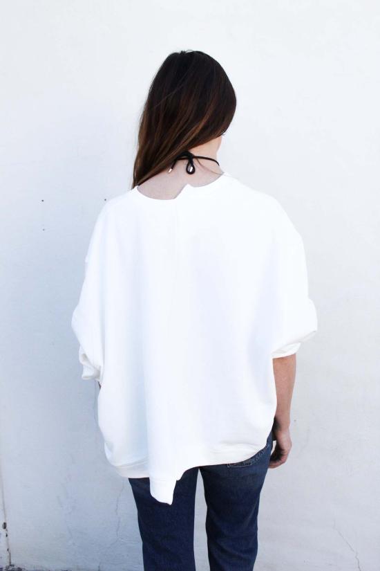  에스비제이 오스틴 스웨터 Sbj 오스틴 핸드다이드 비즈 스웨트셔츠 - SBJ AUSTIN