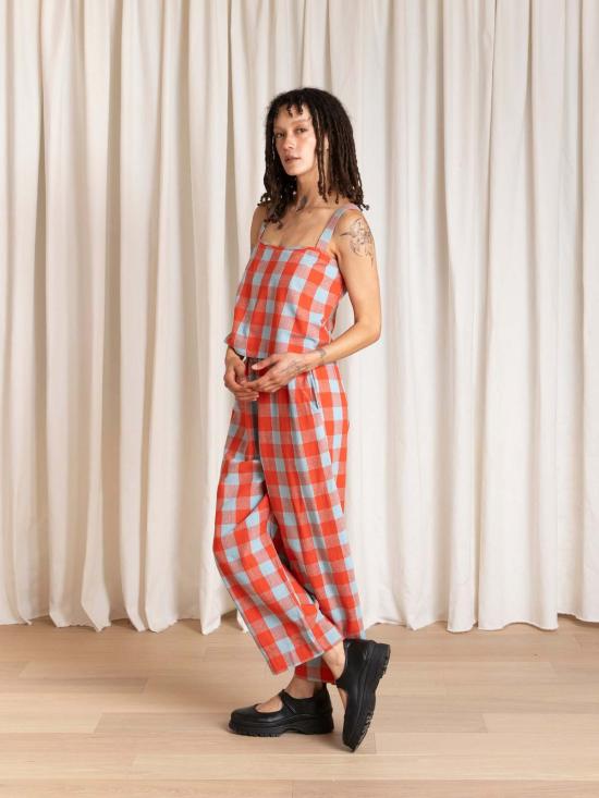  알리 골든 민소매 티셔츠 버튼 백 탱크탑 - ALI GOLDEN