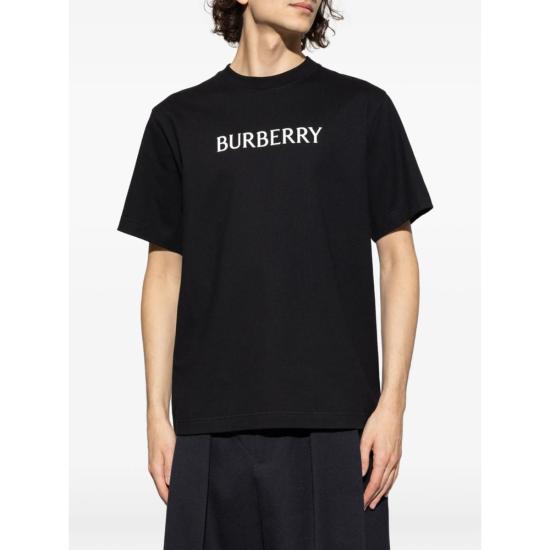  버버리 반팔 티셔츠 로고 프린트 티셔츠 블랙 - BURBERRY