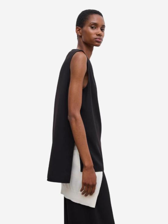  하우스 오브 다그마르 블라우스 하우스 오브 다그마 슬리브리스 크레이프 탑 - HOUSE OF DAGMAR